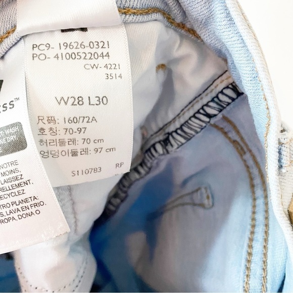 LEVI’S 311 Shaping Skinny Mid Rise Jeans - Picture 12 of 12